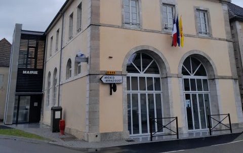 Etude du carnet de détails de bardage en pierre système VClip de Labelfaçade