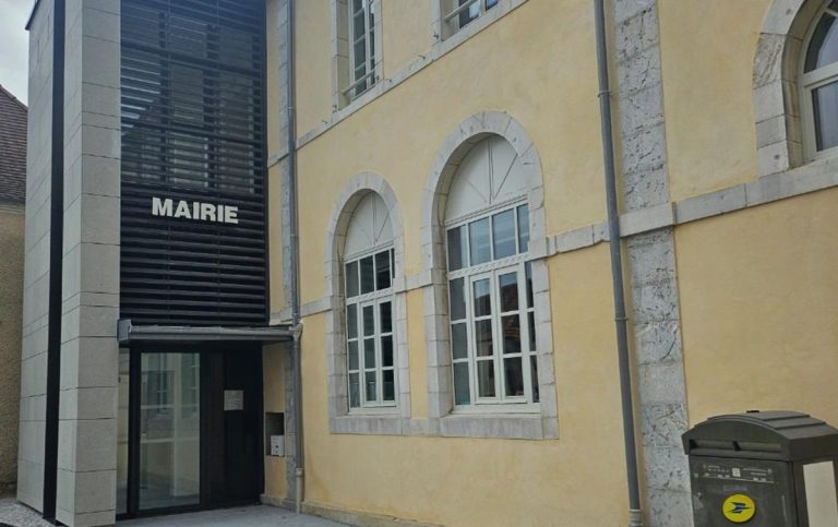 Mairie de Morlanne avec Aquitaine Travaux Construction